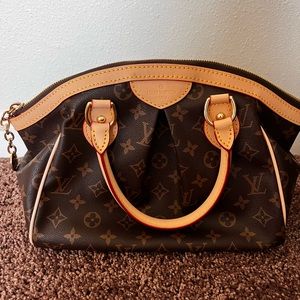 Louis Vuitton tivoli pm